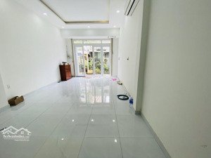 nhà 4 tầng mới đẹp - hẻm xe hơi tránh - sát vạn phúc city - 7,7 tỷ