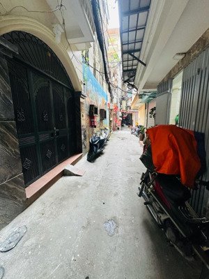 siêu phẩm nhà đẹp tân mai - ô tô đỗ trước cửa - ngõ thông - 10m ra ô tô tránh - nhà đẹp long lanh.