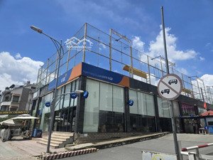 rẻ nhất thị trường,chủ cần bán khuôn đất góc rẻ đường nguyễn hữu thọ nhà bè.dt:20x71m2 giá 97 tỷ.