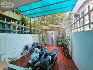 Bán nhà Âu cơ Tây Hồ 105m2, 5tầng,mt 4.2m,giá 17 tỷ lh 0968181902