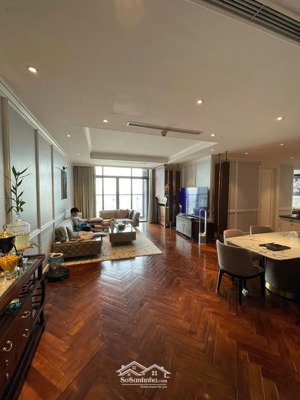 vợ chồng tôi cần bán gấp căn góc 4 ngủ 162m cực hiếm tại chung cư sun ancora lương yên