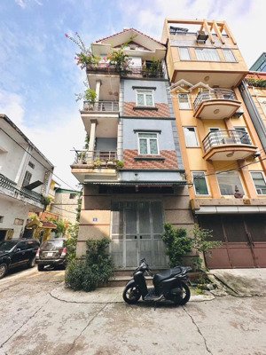 chính chủ bán nhà phân lô ngõ 86 tô vĩnh diện.60m2-4 tầng,căn góc 2 mặt tiền ô tô tránh,giá 19.5 tỷ