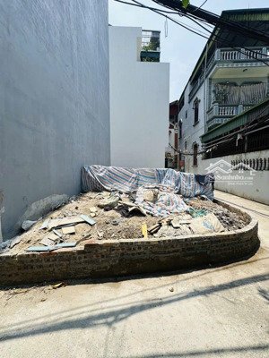 chính chủ bán lô góc siêu đẹp ô tô vào tận nhà phân khúc hiếm long biên