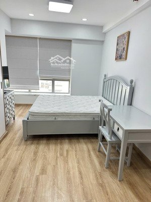 gấp. chủ thiện chí gửi bán gấp căn hộ 3pn lầu 10, có ô xe, view biệt thự cc hưng phúc 1 giá 9,2 tỷ