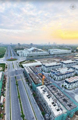bán shophouse liền kề 2 hướng nam 77m2 ngang 5,5m view tthc gần chung cư 45 tầng