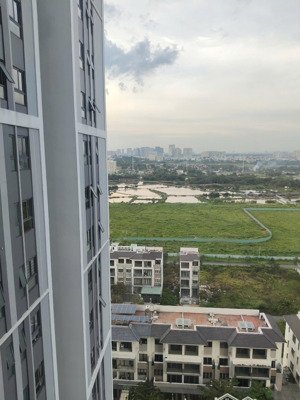 cho thuê căn gốc citi esto 2pn,2wc ntcb 2 máy lạnh 7tr