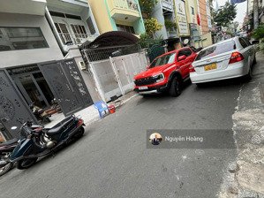 hiếm nhà bán ! chỉ 300triệu/m2 mặt tiền đinh công tráng, q1. dt: 4.5 x 20m, 3 tầng, giá 27 tỷ tl