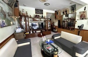 bán nhà 2 tầng, mt 5.2m đường mê linh, liên bảo, ngay chợ tổng kinh doanh đắc địa lh 