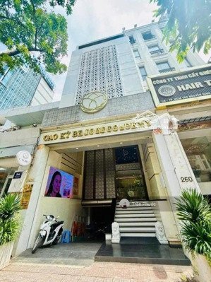 262 nguyễn đình chiểu, p.6, quận 3 diện tích: 6m x 20m (120m²) kết cấu: hầm + trệt + lửng + 4 lầu