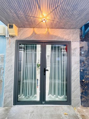 bán nhà mới tặng nội thất 22m2 gần mặt tiền phan văn trị p12 bình thạnh