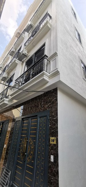 nhà mới di trạch, hoài đức, 36m, 4 tầng, nhỉnh 4 tỷ, ngõ nông rộng, dân xây chắc chắn.