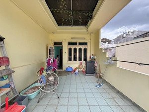 hẻm nhựa 8m - xe hơi ngủ nhà! bán nhà mới phan văn trị (4x14m) sổ a4. cách mt phạm văn đồng 100m.