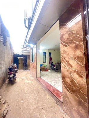 siêu hiếm - phùng khoang - nam từ liêm, dòng tiền 35tr/ tháng, 42m - 6t - mt 12m - 8.6 tỷ