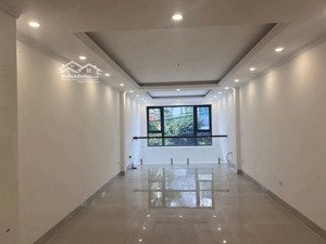 bán nhà thạch bàn cổ linh long biên hà nội diện tích : 35m2 * 7 tầng * 5,2m * 8,9 tỷ ôtô đỗ cửa
