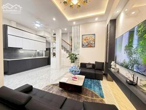 Bán nhà mặt phố Nghĩa Dũng 42m2 vỉa hè rộng vị trí đẹp kinh doanh tốt 11 tỷ