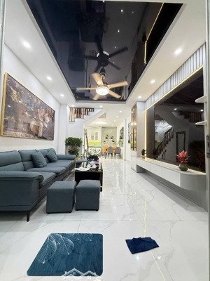 nhà phố quôc tử giám 43m x 4t-oto cach nhà 12m-full nội thất-giá nhỉnh 9tỷ