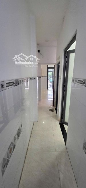 nhà mặt tiền đường số - sát chợ tân mỹ - đường trước nhà 10m - dòng tiên ổn định ~ 360tr/năm