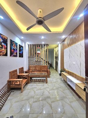 bán nhà ngọc thụy, long biên - diện tích 36m - 4 tầng - ô tô đỗ cổng - full nội thất - nhỉnh 7 ti