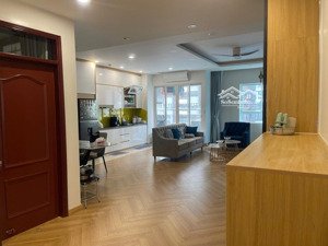 chính chủ cần bán gấp căn hộ 116m tòa 18t1 trung hòa nhân chính