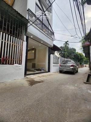 nhà xuân phương, ô tô đỗ cửa, thang máy nhỉnh 8 tỷ.