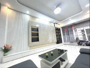 chính chủ cần bán nhà xuân thủy, cầu giấy, lô góc, kinh doanh, gần trường đại học sư phạm, quốc gia