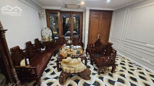 liền kề kđt văn khê 83m2, đường to, vỉa hè rộng, thang máy nội thất sịn, giá 23 tỷ