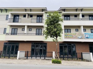 tôi chính chủ, bán shophouse centa city siêu đẹp 90m, hướng nam, 2 mặt tiền, giá 7 tỷ