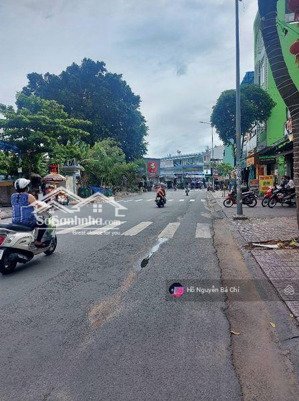 mtkd đường tân sơn nhì dt: 4x19,4m ( 1 lầu ) giá 18,5 tỷ thương lượng