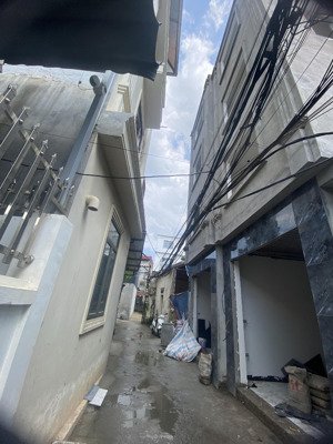 chính chủ cần tiền bán gấp nhà giá rẻ 37m2 tại la phù - giá 5,1 tỷ - có gia lộc