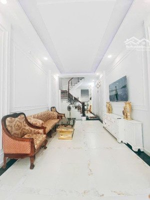 chủ kẹt bán gấp - nhà 4 tầng - xe hơi ngủ trong nhà - 68m2 -- nguyễn hữu tiến - tân phú - chỉ 8,x