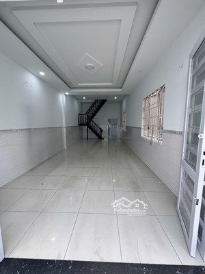 cho thuê gấp nhà riêng 90m2, 12 triệu tại đường số 8, q9, hcm