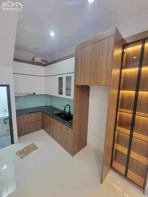 BÁN GẤP NHÀ ĐẸP THỤY KHUÊ TT TÂY HỒ FULL NỘI THẤT 30M X 5 TẦNG 5,75 TỶ