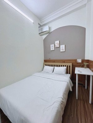 cho thuê căn hộ cao cấp 2pn cẩm bá thước, phú nhuận