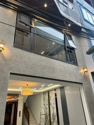 bán nhà ngõ 318/170 ngọc trì 43.3m², 6 tầng, mặt tiền 5m full nội thất giá 9 tỷ
