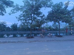 bán đất tặng nhà c4 đang cho thuê sẵn dòng tiền.dt 85m full thổ cư.đường thông oto