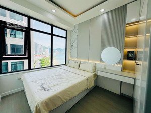 không nên bỏ lỡ 1 căn hộ nằm tại tầng 12a mã căn 28 tòa oc1b view xéo biển, nội thất mới 99%
