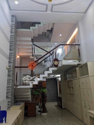 bán nhà 5 tầng- 6 phòng - xe hơi tránh thông nguyễn văn khối, gò vấp