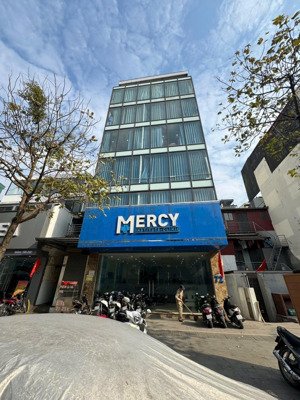siêu phẩm cầu giấy tòa building hạng a, 125m2,dòng tiền 2 tỷ/năm,giá:89.8tỷ.
