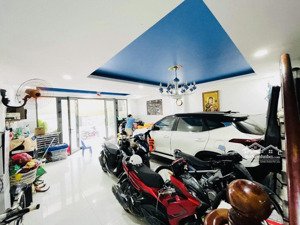 nhà bán dương quảng hàm, xe hơi đậu trong nhà, 90m2 (5.5x16m), 5 tầng, 11 phòng, đã hoàn công