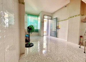 bán nr 4pn, 3wc, 5,75 tỷ, 47m2 tại đường số 47, p10, q6, hcm, view đẹp