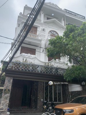 siêu khan hiếm! bán nhà mặt tiền ngay dinh độc lập quận 1 -dt 6x18m -3 tầng- hđt 50tr/th -giá 29 tỷ