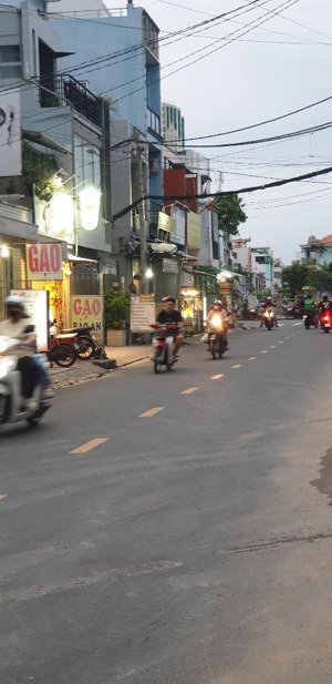 nhà riêng sát mặt tiền nguyễn chế nghĩa q8 - 4x16 - 4 tầng - nhỉnh 7 tỷ