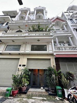 siêu phẩm nhà 5 tầng, lê trọng tấn, nội thất cao cấp, xe hơi đậu cửa