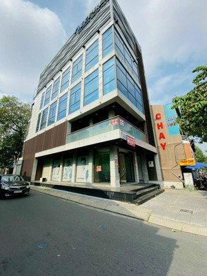 bán nhà khu cư xá nguyễn trung trực đường 3/2 q10 dt:8x16m 3 tầng giá 29 tỷ(rẻ nhất khu vực)