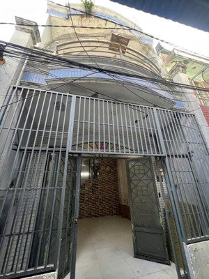 bán nhà giá cực tốt đường hồ thành biên quận 8 - 34m2 - 2 tầng đúc - khu dân cư hiện hữu