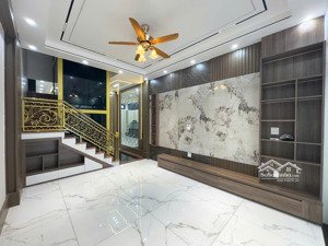 bán nhà mặt đường phủ thượng đoạn điểm kinh doanh buôn bán đẹp giá chỉ hơn 8 ty