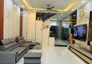 bán nhà p. phú thuận, quận 7, hàng xóm phú mỹ hưng, 70m2, 7.x tỷ, shr,