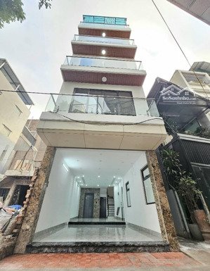 giá đầu tư- siêu phẩm gara 2 ôtô - thang máy 450kg - ngõ ôtô tải - nội thất cao cấp - 6 tầng 11 tỷ