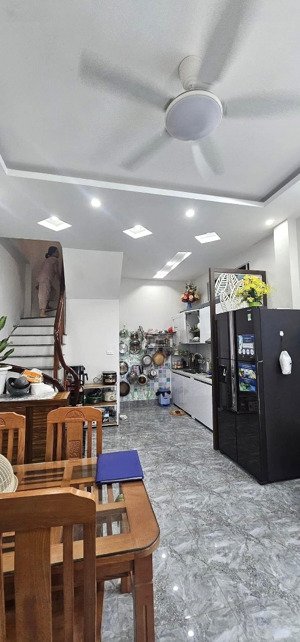 lô góc, gần oto- nhà gần trương định- 34m- hơn 6 tỷ