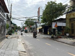 bán nhà mặt tiền ấp chiến lược, 4.2x35m, đang cho thuê dòng tiền sẵn